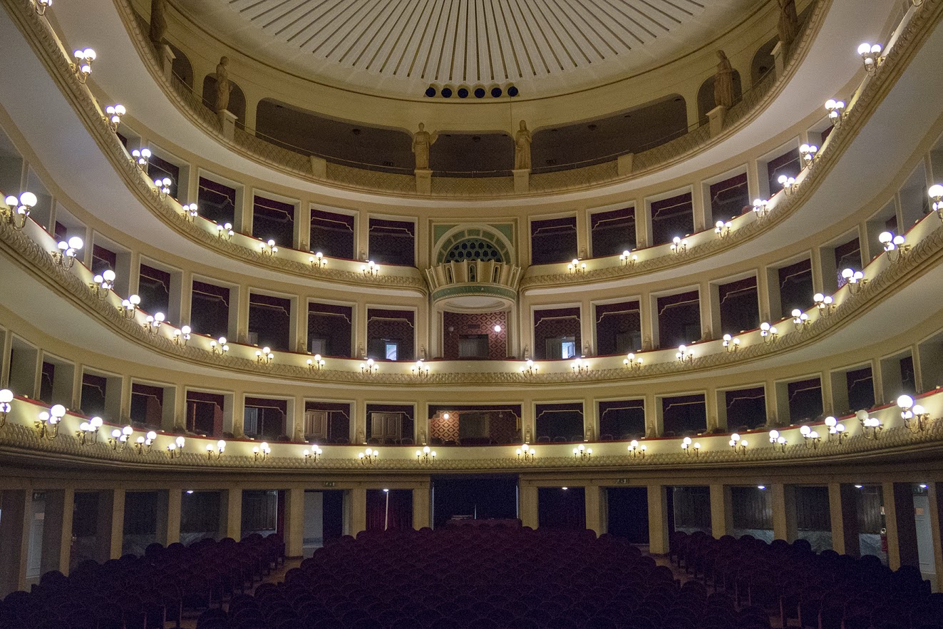 immagine principale articolo Teatro Francesco Cilea