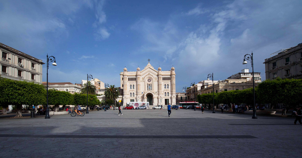 Immagine relativa alla notizia Manifestazione di interesse per  la vendita di prodotti natalizi  presso il Mercatino di Natale sito in Piazza Duomo