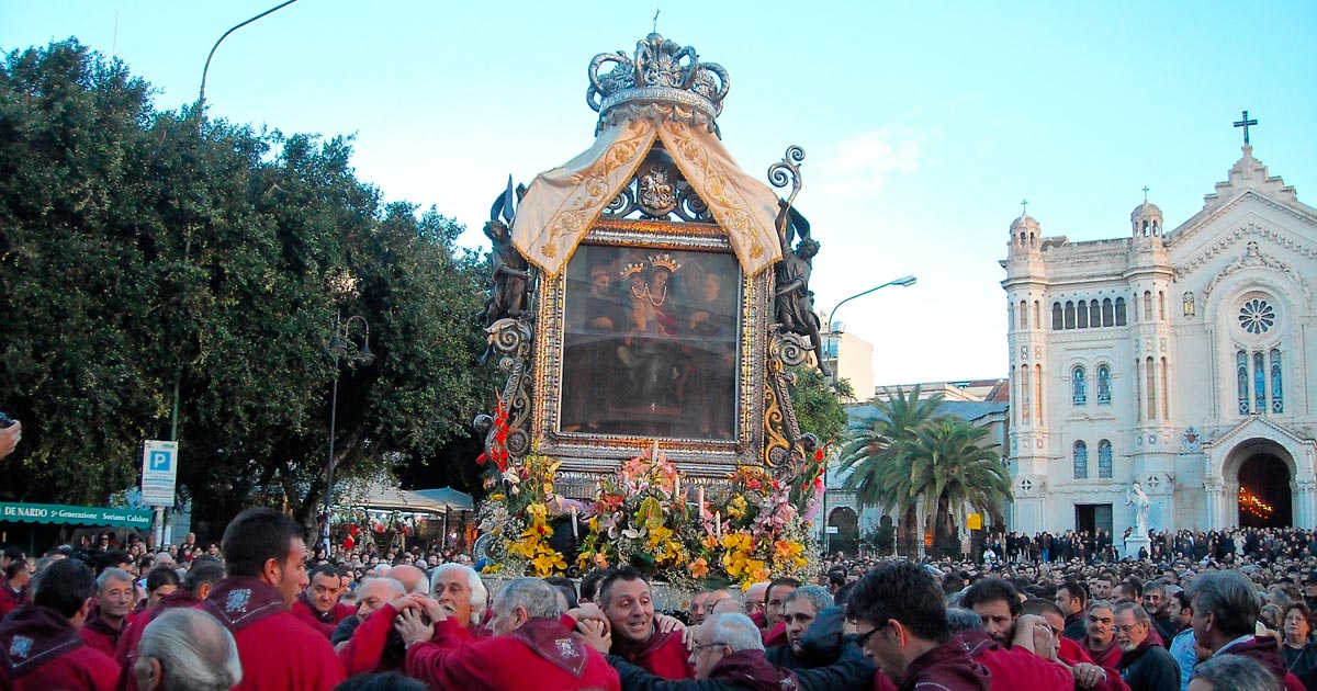 Immagine relativa alla notizia Festività Mariane 2025 - Calendario eventi Immagine relativa alla notizia Festività Mariane 2025 - Calendario eventi